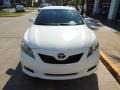 Super White - Camry SE Photo No. 2