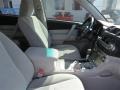 Blizzard White Pearl - Highlander V6 Photo No. 13