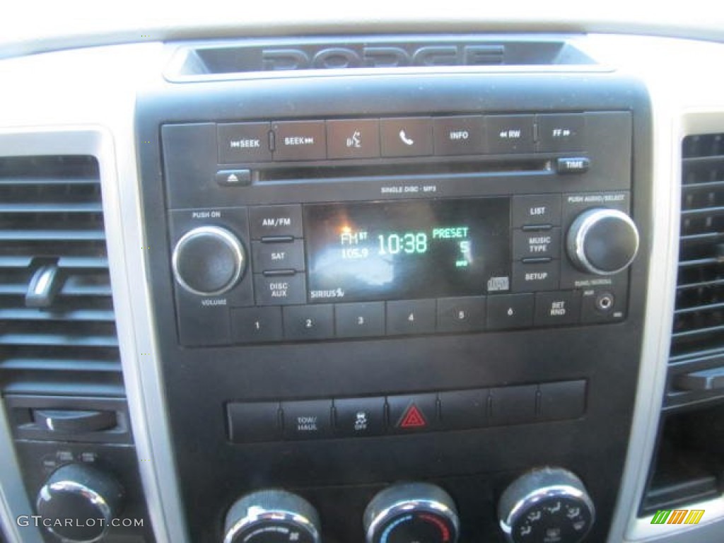 2010 Ram 1500 SLT Quad Cab 4x4 - Deep Water Blue Pearl / Dark Slate/Medium Graystone photo #17