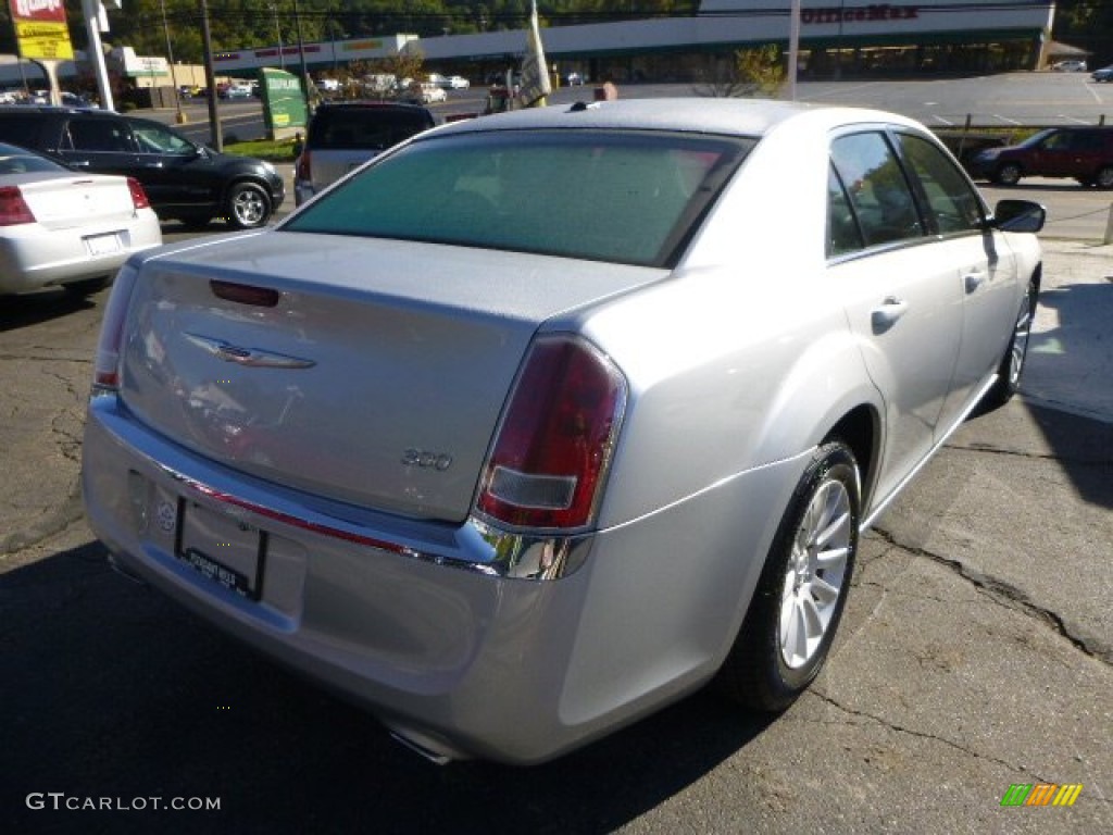 2012 300  - Bright Silver Metallic / Black photo #5