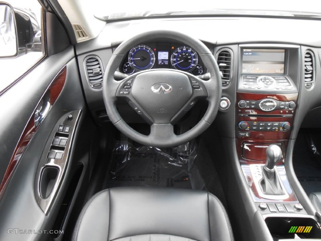 2011 Infiniti EX 35 AWD Dashboard Photos