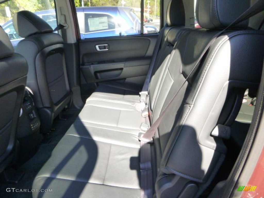 2014 Honda Pilot Touring 4WD Rear Seat Photo #86225129