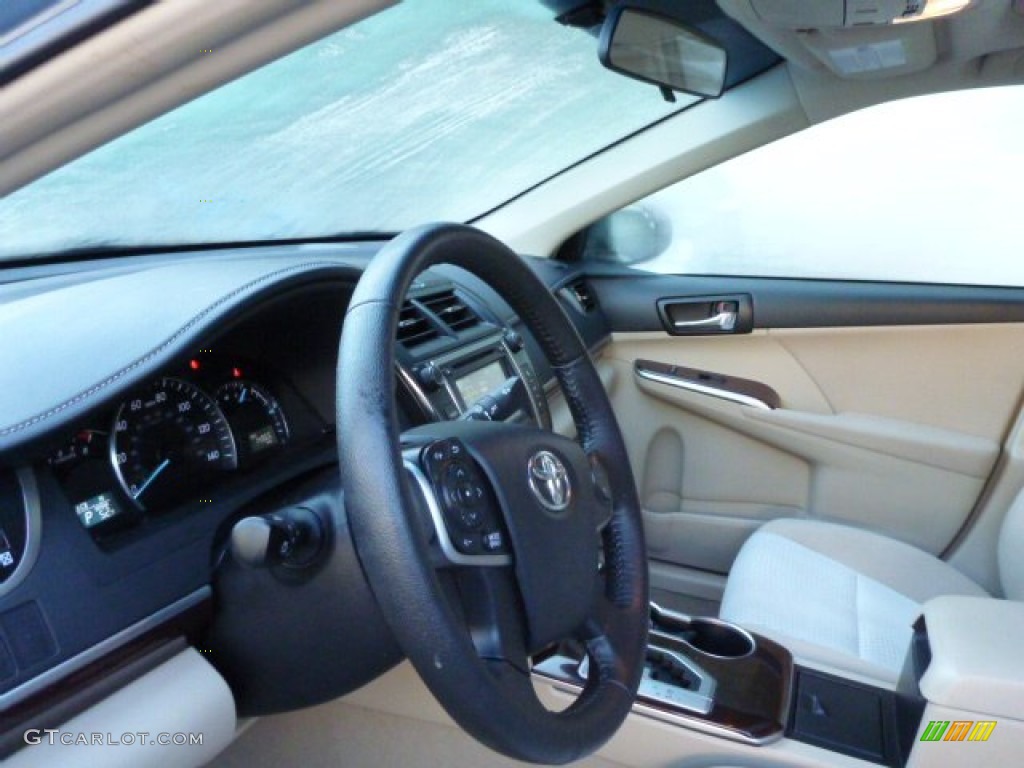 2012 Camry XLE - Clearwater Blue Metallic / Ivory photo #18