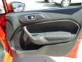 Race Red - Fiesta SE Sedan Photo No. 9