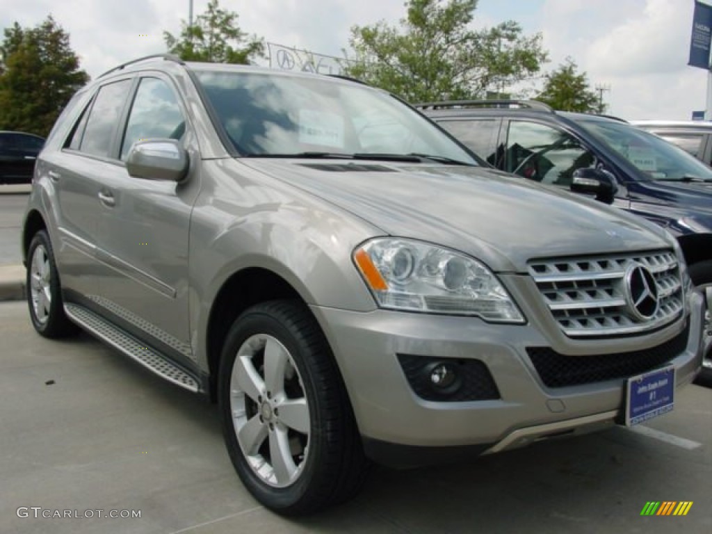 2009 ML 350 4Matic - Sand Beige Metallic / Ash photo #1