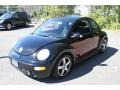 Uni Black/Winter Red - New Beetle Bi-Color Edition Coupe Photo No. 3