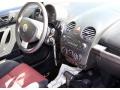 Uni Black/Winter Red - New Beetle Bi-Color Edition Coupe Photo No. 13