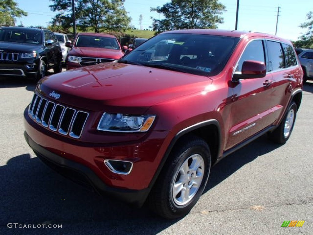 2014 Grand Cherokee Laredo 4x4 - Deep Cherry Red Crystal Pearl / Morocco Black photo #2