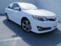 Super White - Camry SE Photo No. 1