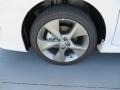 Super White - Camry SE Photo No. 11