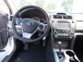 Super White - Camry SE Photo No. 28