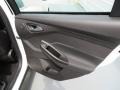 White Platinum - Focus Titanium Hatchback Photo No. 19