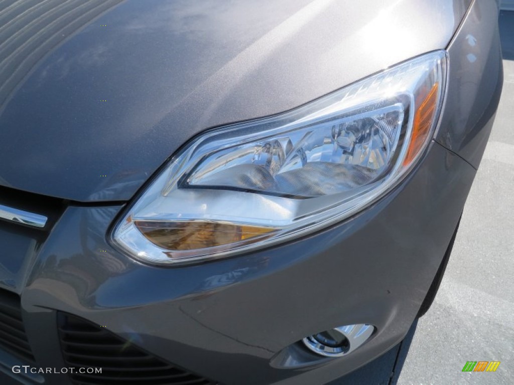 2014 Focus SE Hatchback - Sterling Gray / Charcoal Black photo #9