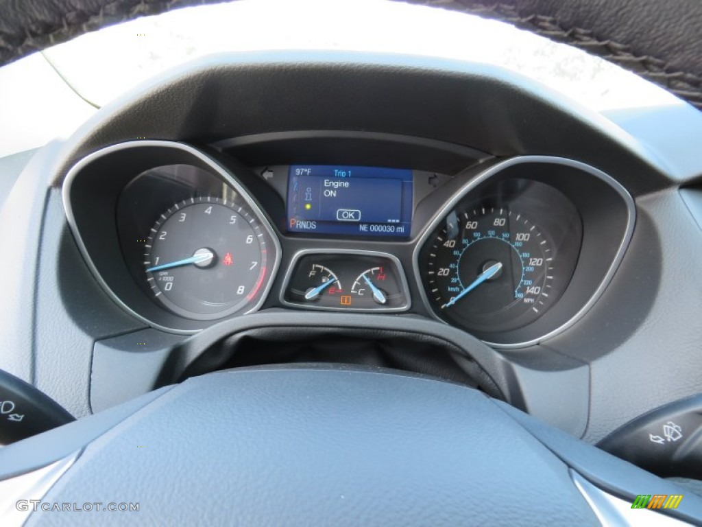 2014 Ford Focus SE Sedan Gauges Photo #86239367