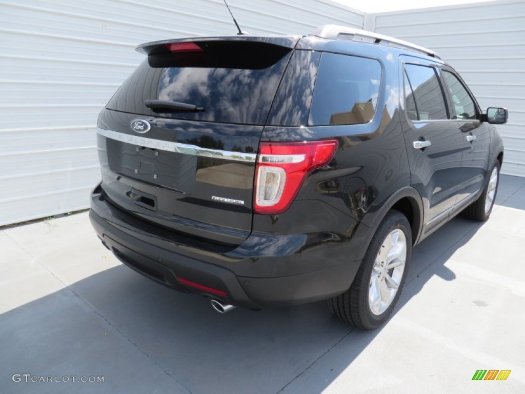 2014 Explorer XLT - Tuxedo Black / Charcoal Black photo #4