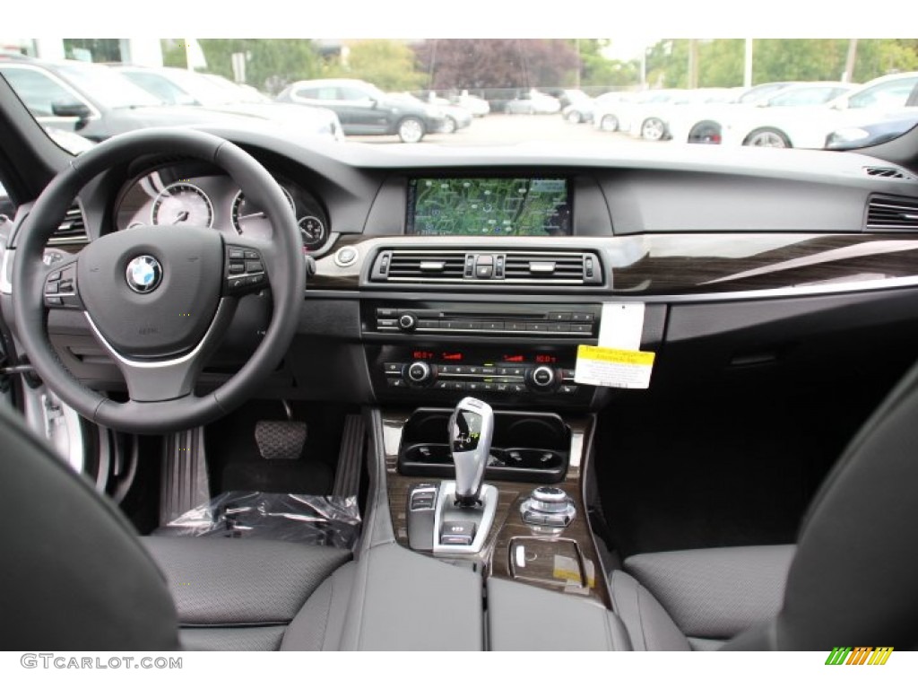 2013 BMW 5 Series ActiveHybrid 5 Black Dashboard Photo #86242537