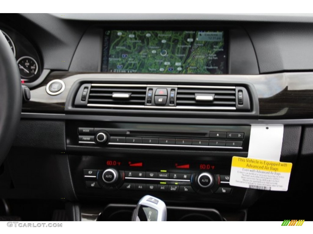 2013 BMW 5 Series ActiveHybrid 5 Controls Photo #86242558