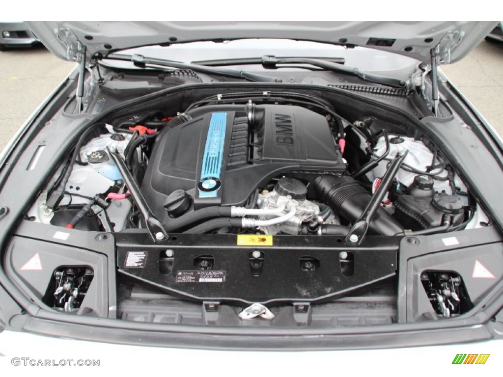 2013 BMW 5 Series ActiveHybrid 5 3.0 Liter ActiveHybrid DI TwinPower Turbocharged DOHC 24-Valve VVT 4 Inline 6 Cylinder Gasoline/Electric Hybrid Engine Photo #86242871
