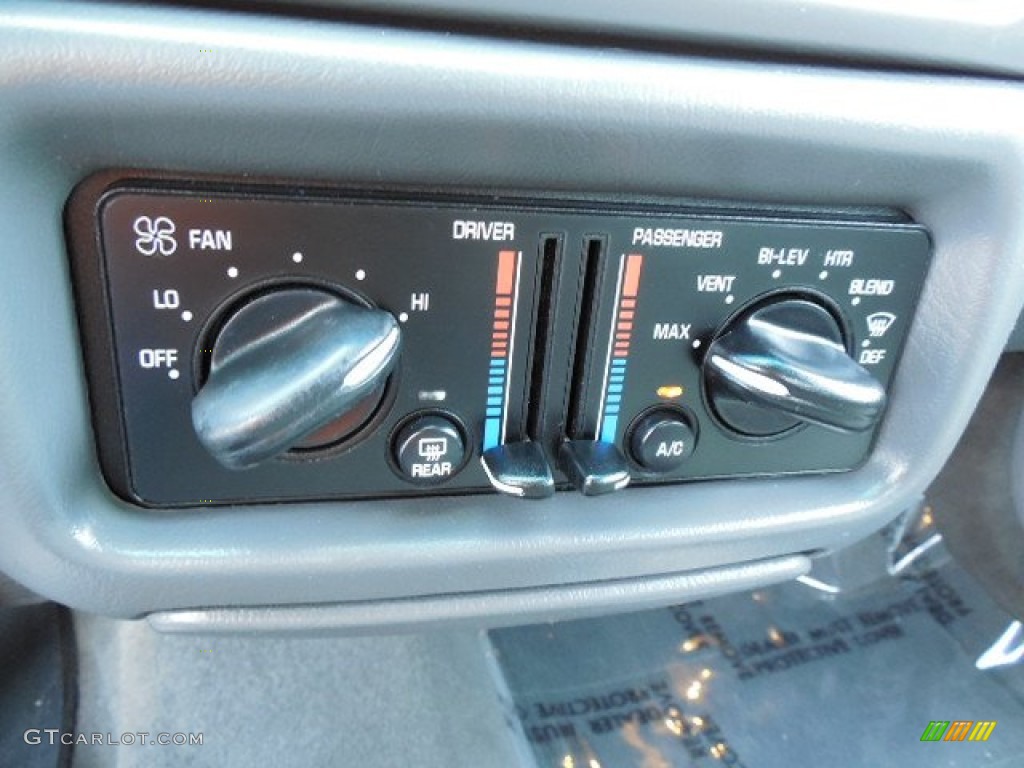 2005 Century Sedan - White Opal / Gray photo #21