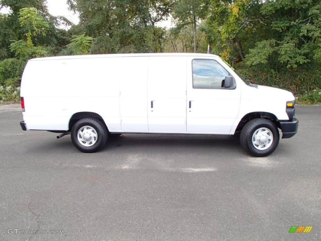 Oxford White 2013 Ford E Series Van E250 Cargo Exterior Photo #86243936