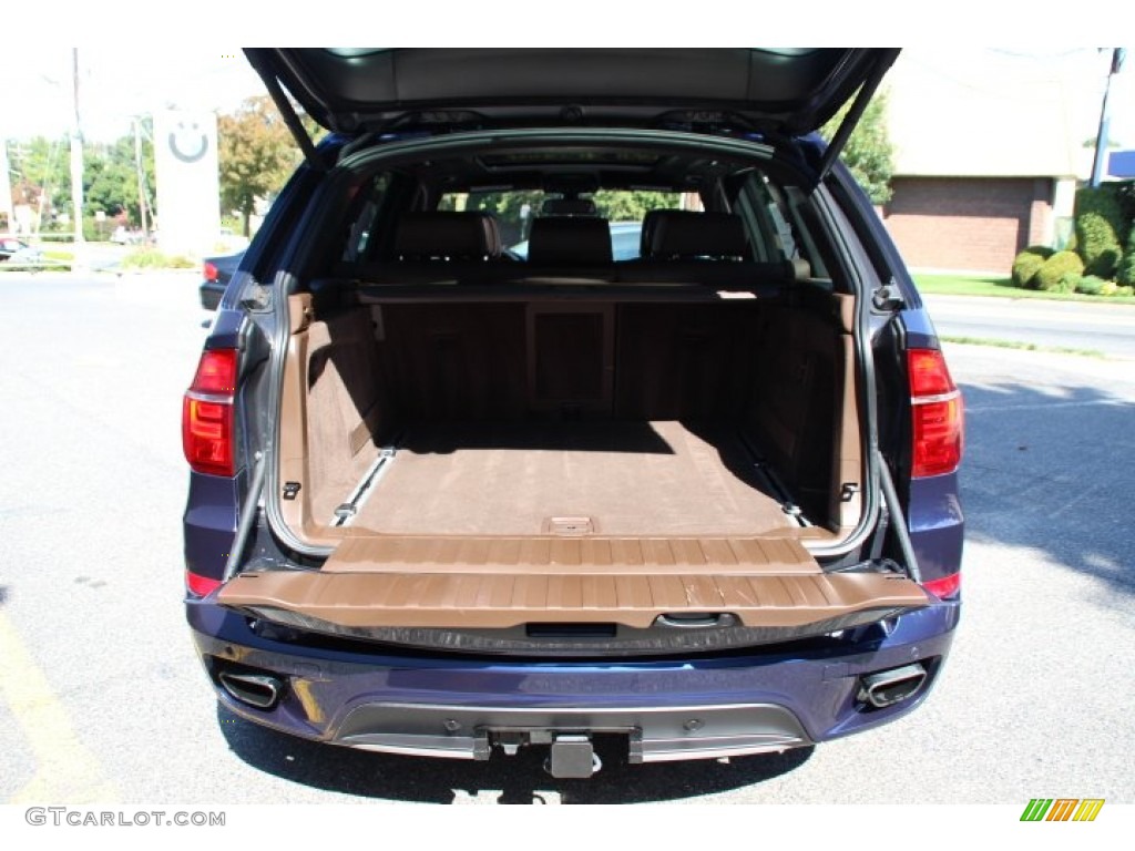 2011 BMW X5 xDrive 50i Trunk Photo #86247590