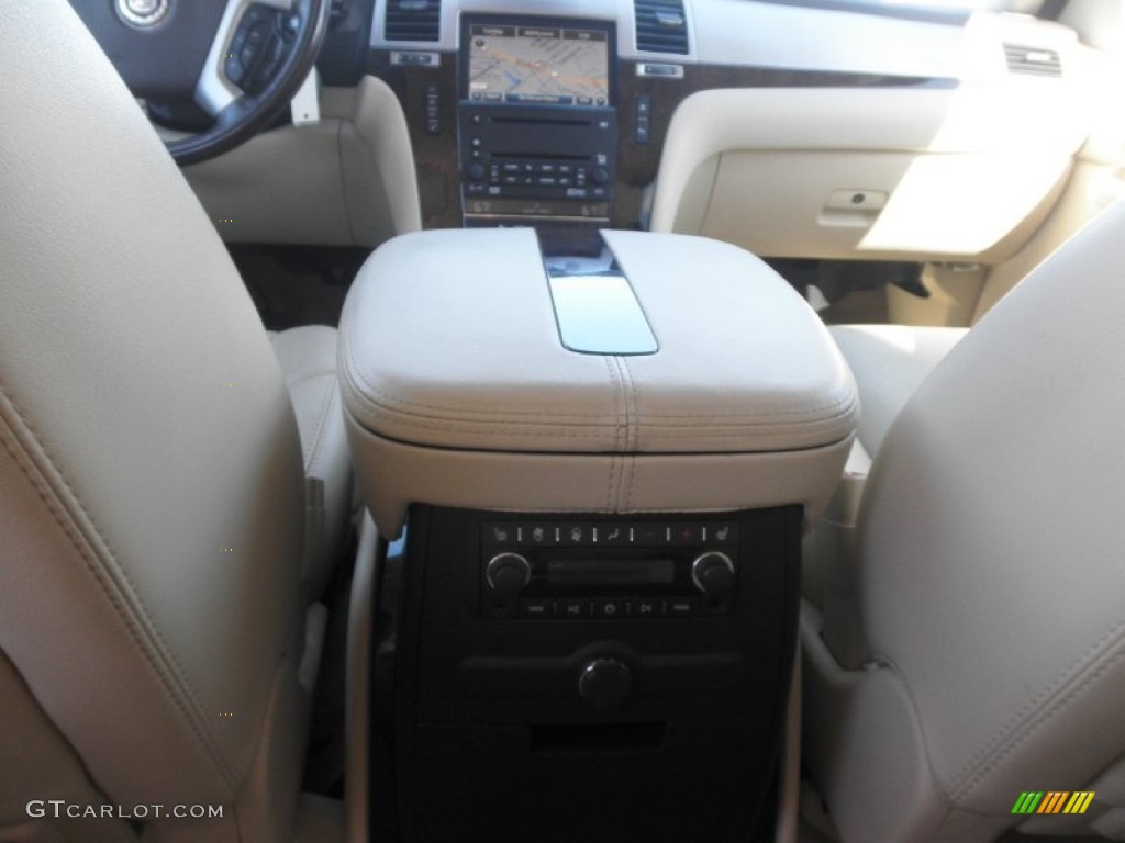 2007 Escalade AWD - Gold Mist / Cocoa/Light Cashmere photo #26