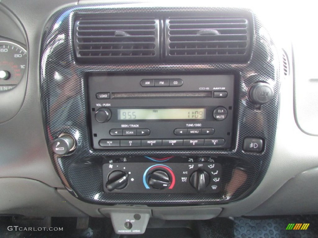 2006 Ranger STX SuperCab - Screaming Yellow / Ebony Black photo #26