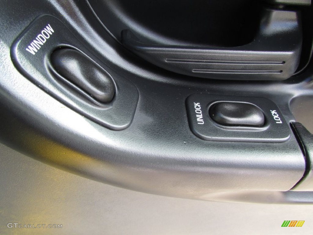 2006 Ranger STX SuperCab - Screaming Yellow / Ebony Black photo #36