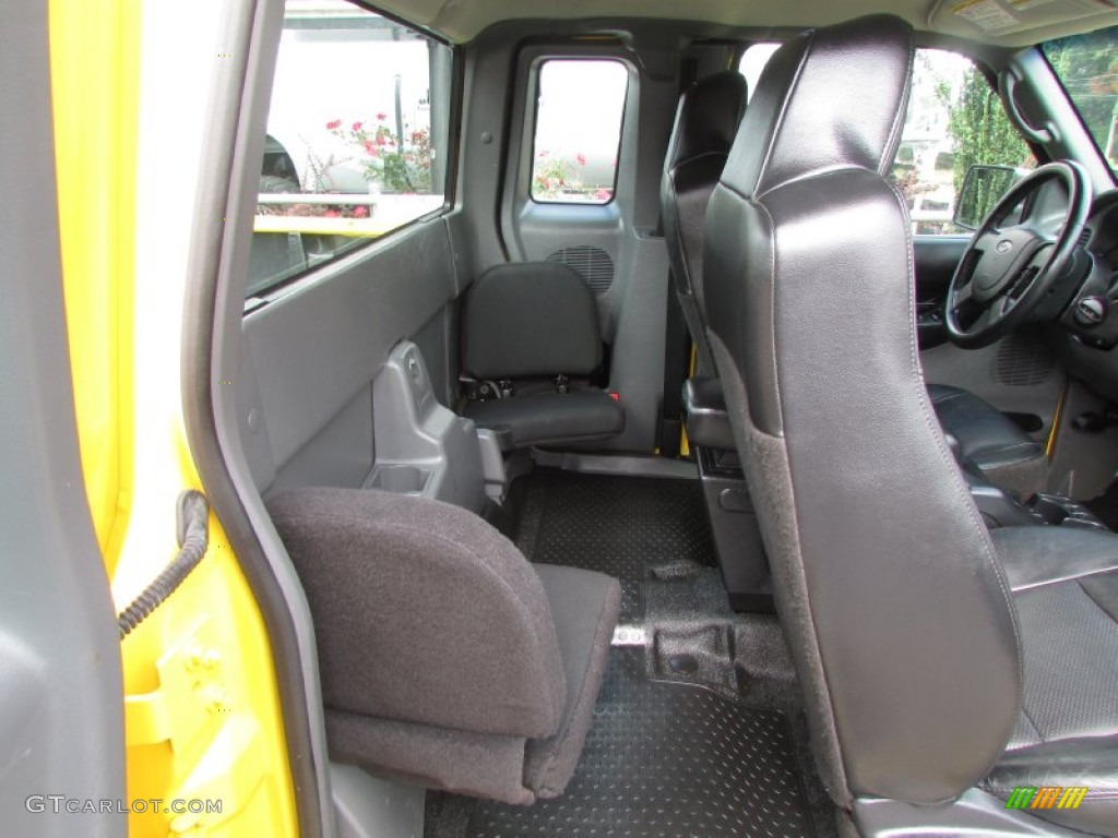 2006 Ranger STX SuperCab - Screaming Yellow / Ebony Black photo #42