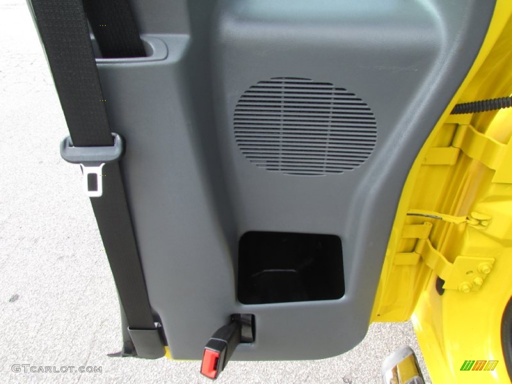2006 Ranger STX SuperCab - Screaming Yellow / Ebony Black photo #45