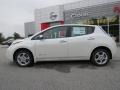 2013 Glacier White Nissan LEAF SV  photo #2