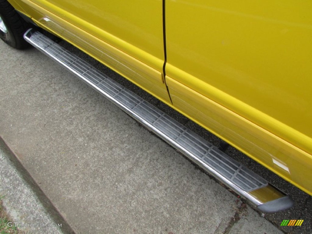 2006 Ranger STX SuperCab - Screaming Yellow / Ebony Black photo #65