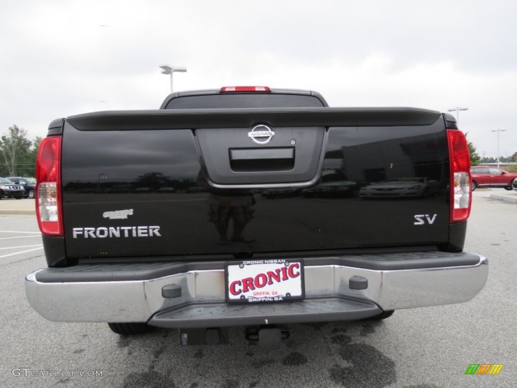 2013 Frontier SV V6 Crew Cab - Super Black / Steel photo #4