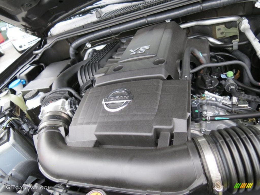 2013 Nissan Frontier SV V6 Crew Cab Engine Photos