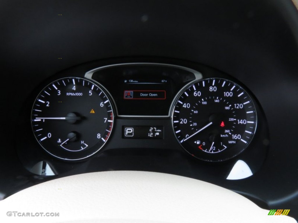 2014 Nissan Altima 2.5 S Gauges Photos