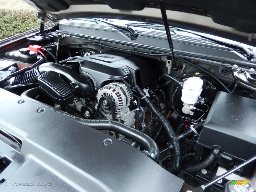 2012 Cadillac Escalade ESV Engine Photos