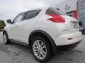 Pearl White - Juke SV Photo No. 3