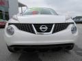 Pearl White - Juke SV Photo No. 8