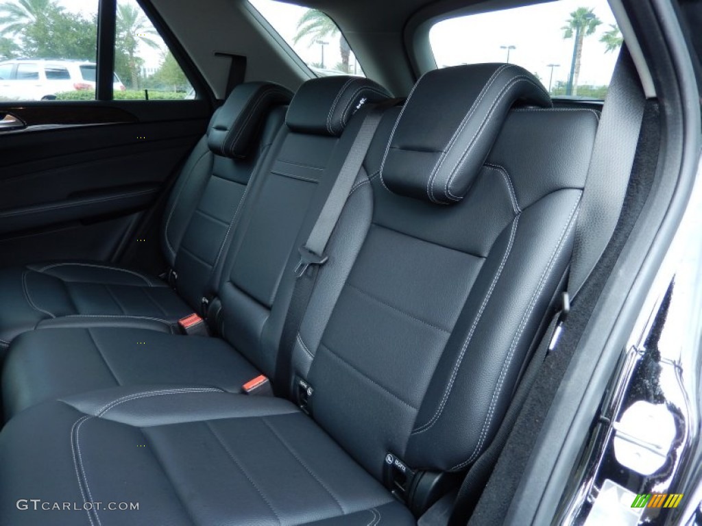 2012 Mercedes-Benz ML 350 4Matic Rear Seat Photo #86256038