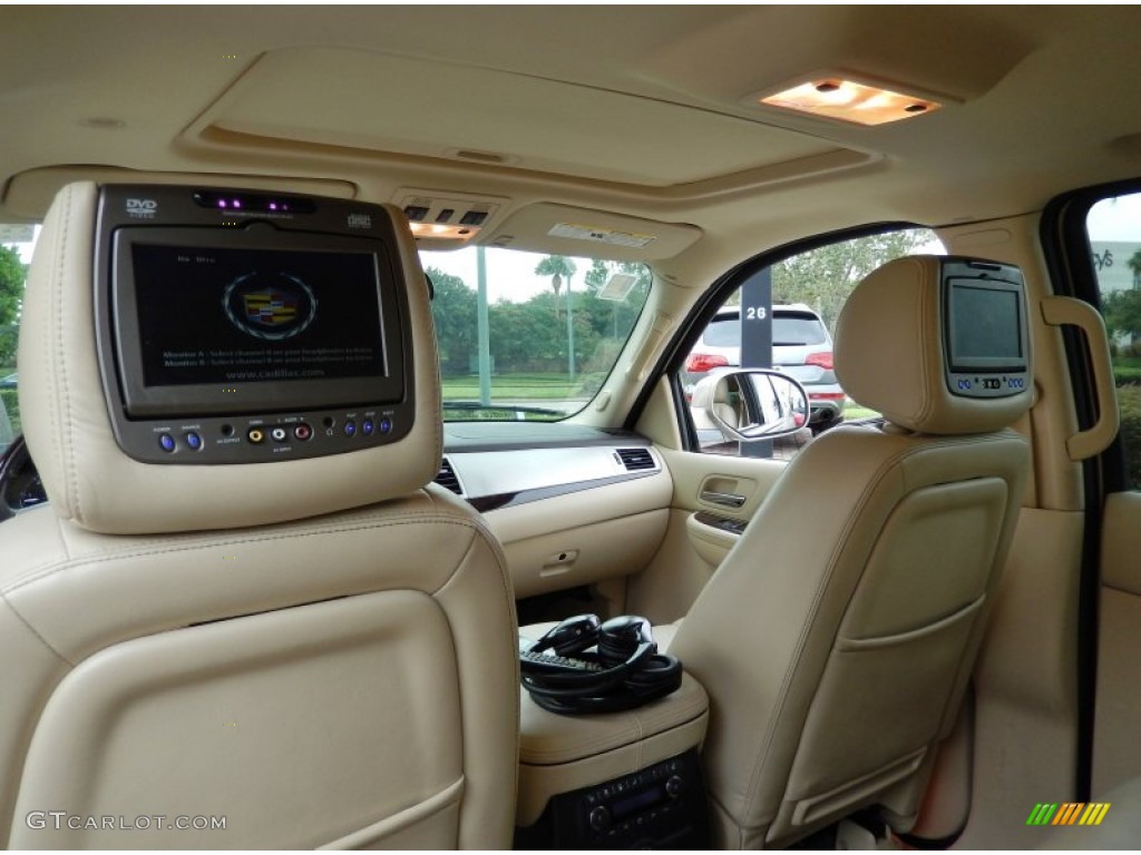 2008 Cadillac Escalade Standard Escalade Model Entertainment System Photo #86257025