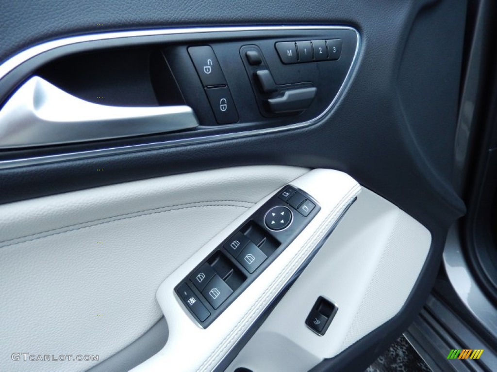 2014 Mercedes-Benz CLA 250 Ash Door Panel Photo #86257331