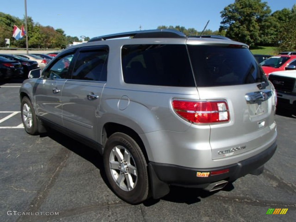 2008 Outlook XR AWD - Silver Pearl / Gray photo #7