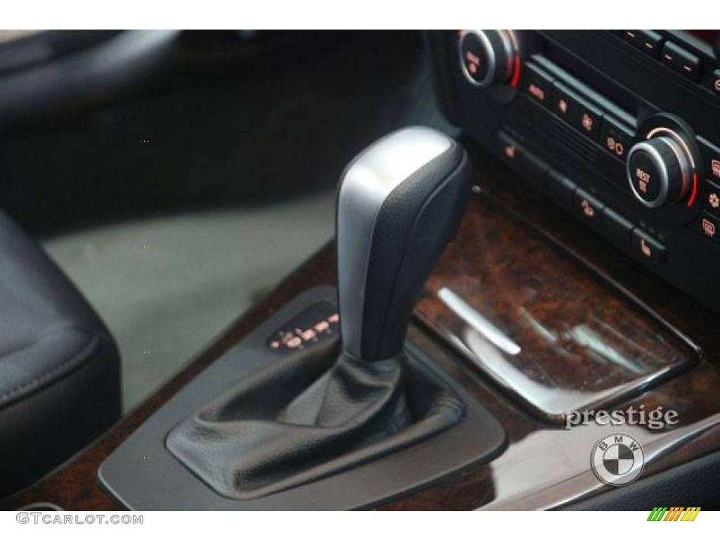 2009 3 Series 328xi Sedan - Jet Black / Black photo #17