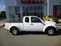 2005 Avalanche White Nissan Frontier SE King Cab 4x4  photo #12