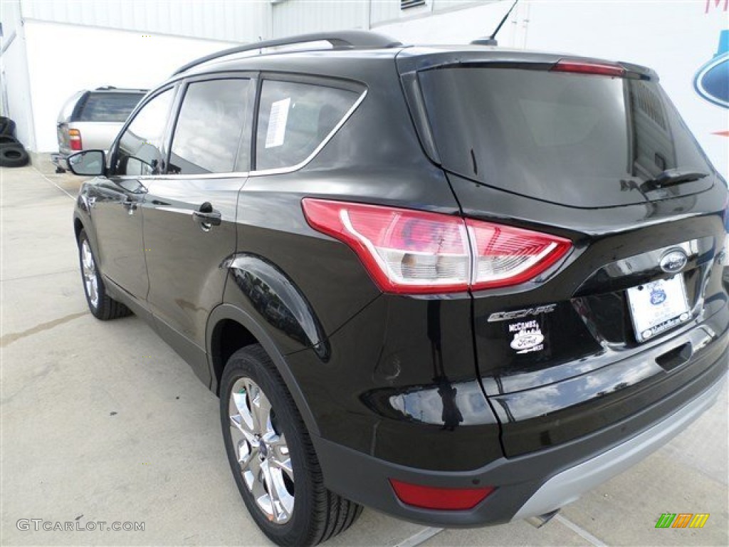 2014 Escape SE 1.6L EcoBoost - Tuxedo Black / Medium Light Stone photo #3