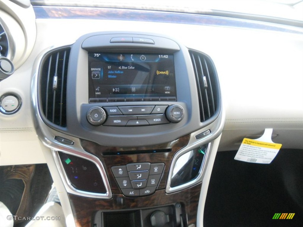 2014 Buick LaCrosse Leather Controls Photo #86267429