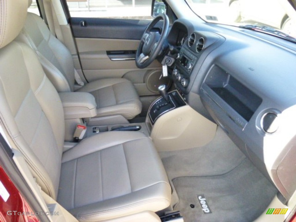 2012 Jeep Patriot Limited 4x4 Front Seat Photo #86267558