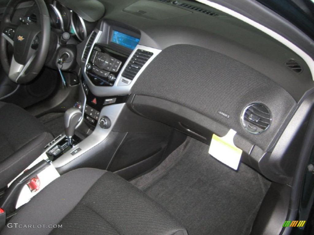 2014 Cruze LT - Rainforest Green Metallic / Jet Black photo #9