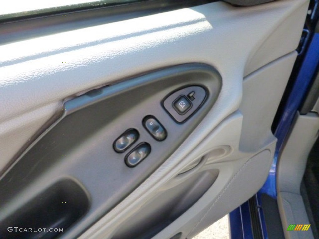 2004 Mustang GT Coupe - Sonic Blue Metallic / Medium Graphite photo #13