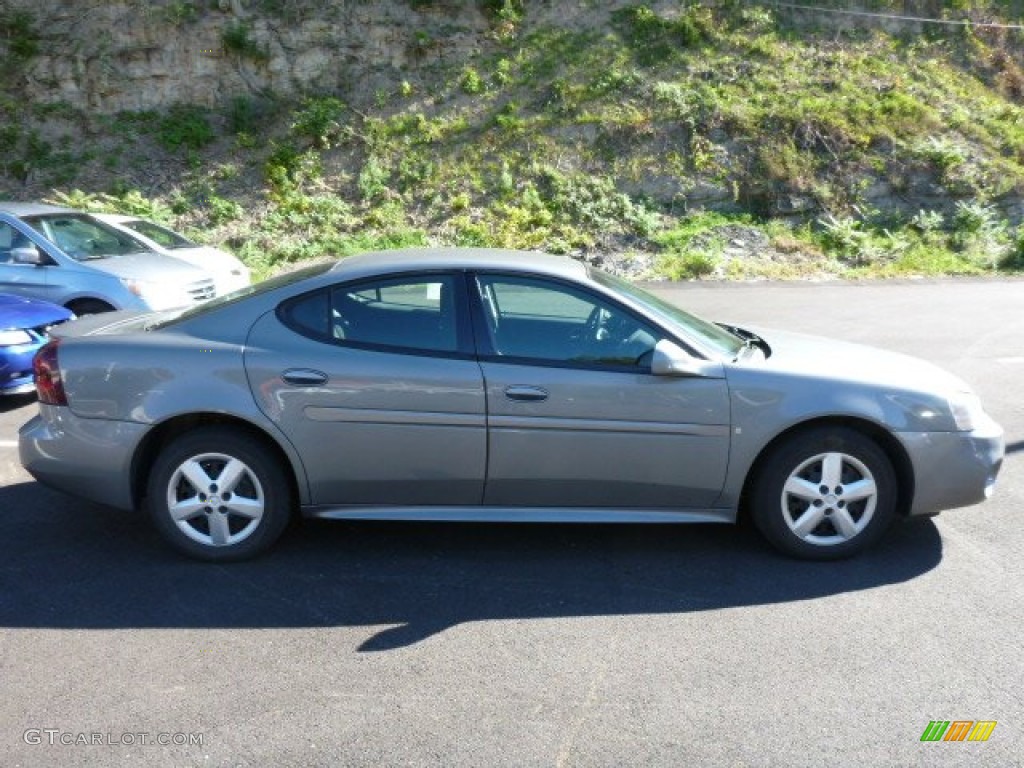 2007 Grand Prix Sedan - Liquid Silver Metallic / Ebony photo #2